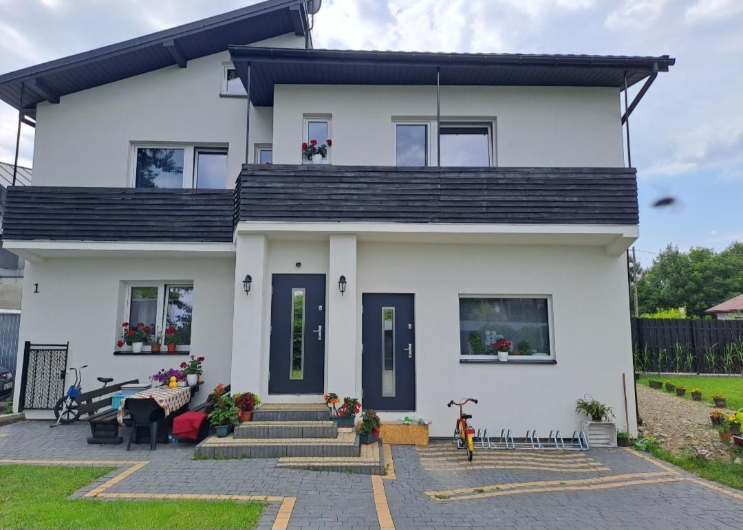 Pokoje Goscinne U Marysi Neu Sandez Exterior foto